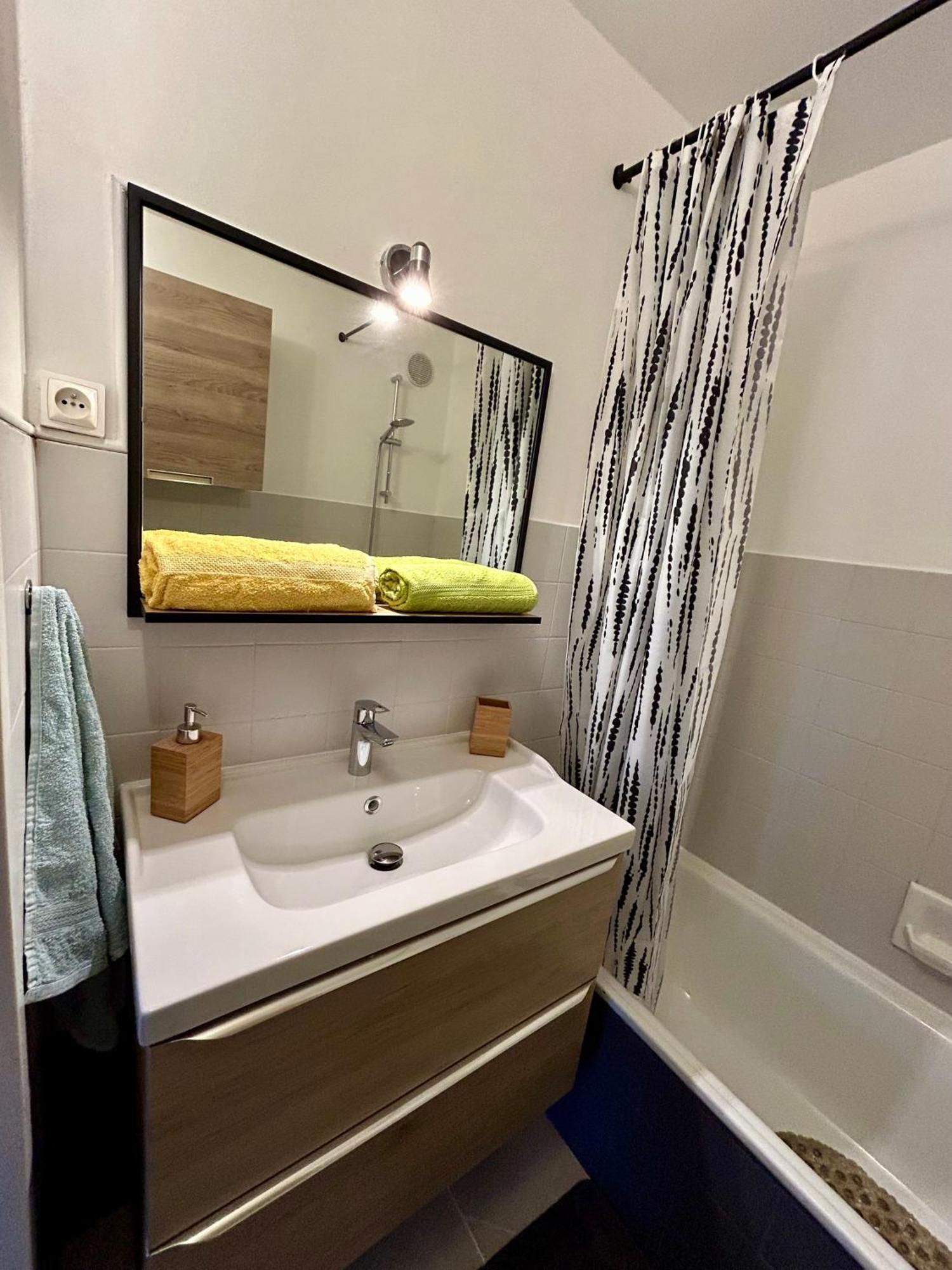 Cocoon Vue Mer ☆ En Face Du Port De Golfe-Juan ☆ ภายนอก รูปภาพ